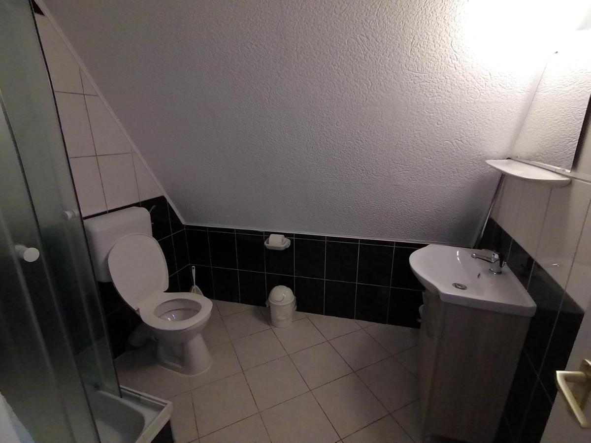 Magdalena Apartmanhaz Heviz Ngoại thất bức ảnh