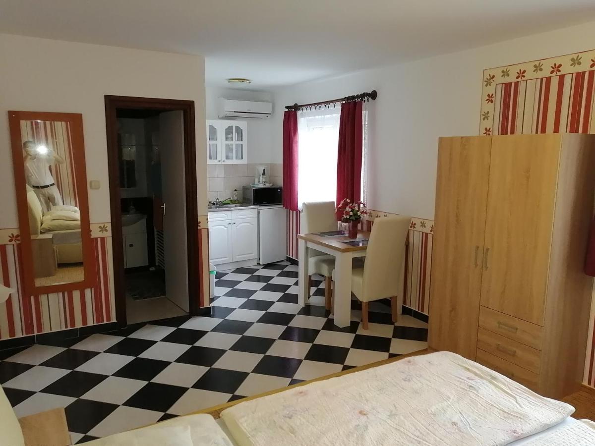 Magdalena Apartmanhaz Heviz Ngoại thất bức ảnh